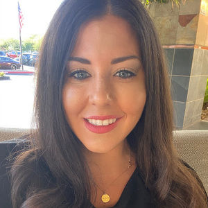 Meet your Posher, Gabrielle